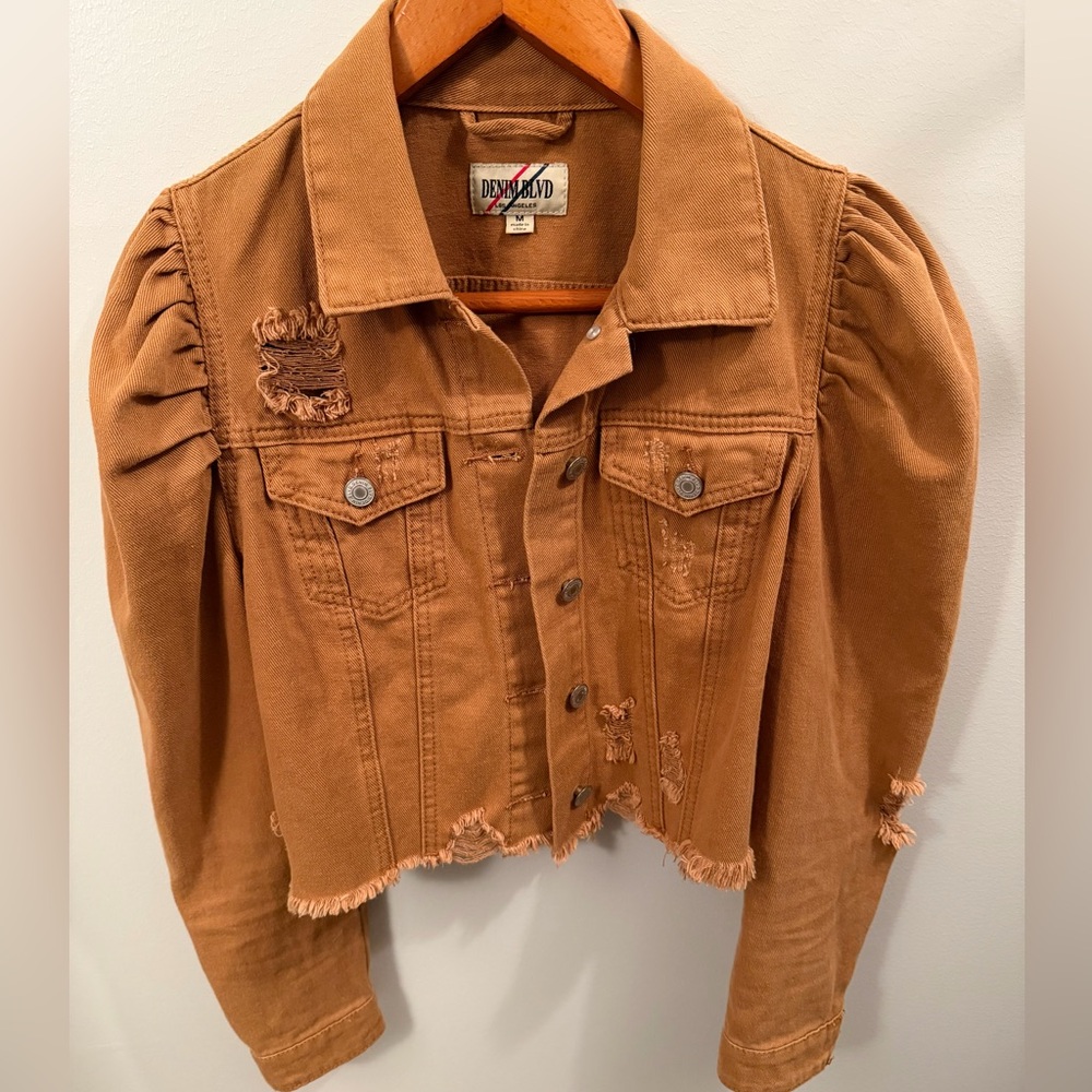 Denim Blvd Los Angeles Tan Cropped Denim Jacket Distressed Puff Sleeve Women’s M